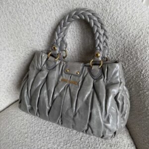 🔥 Authentic Miu Miu Matelasse Grey Leather Handbag Pre-owned 🔥