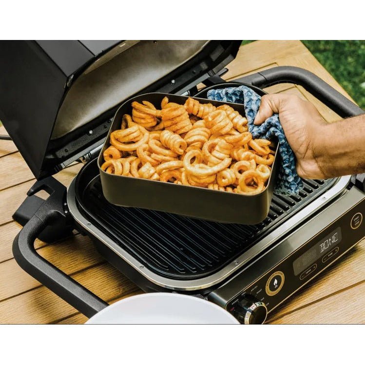Ninja Woodfire Electric BBQ Grill Combo Crisper Basket - Black | XSKCRISPBTEUK